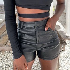 Tiger mist bronwen shorts!